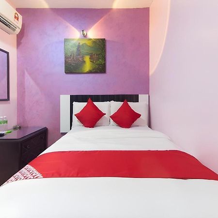 Hotel Sunsurya Кланг Екстер'єр фото