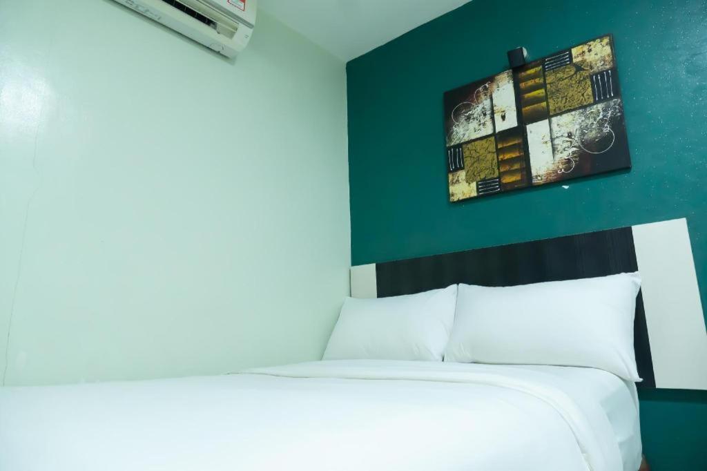Hotel Sunsurya Кланг Екстер'єр фото