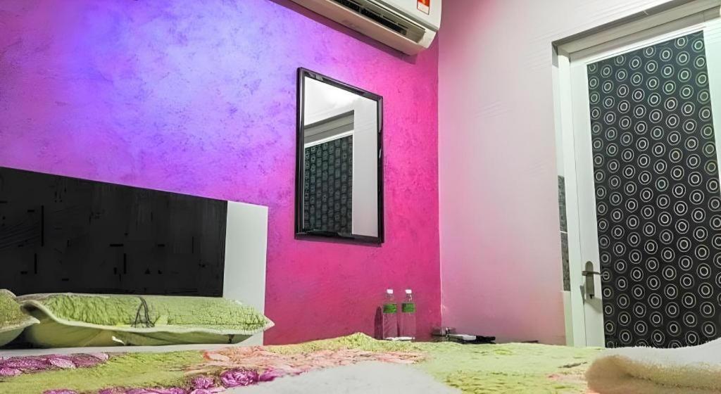 Hotel Sunsurya Кланг Екстер'єр фото