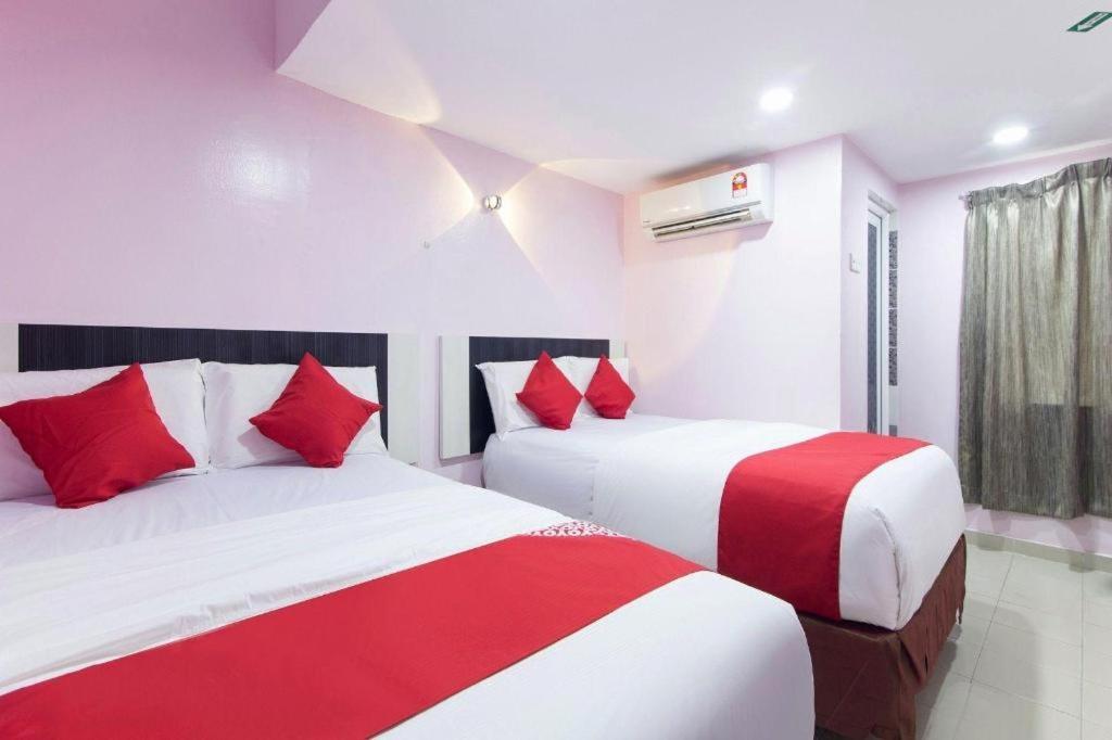 Hotel Sunsurya Кланг Екстер'єр фото
