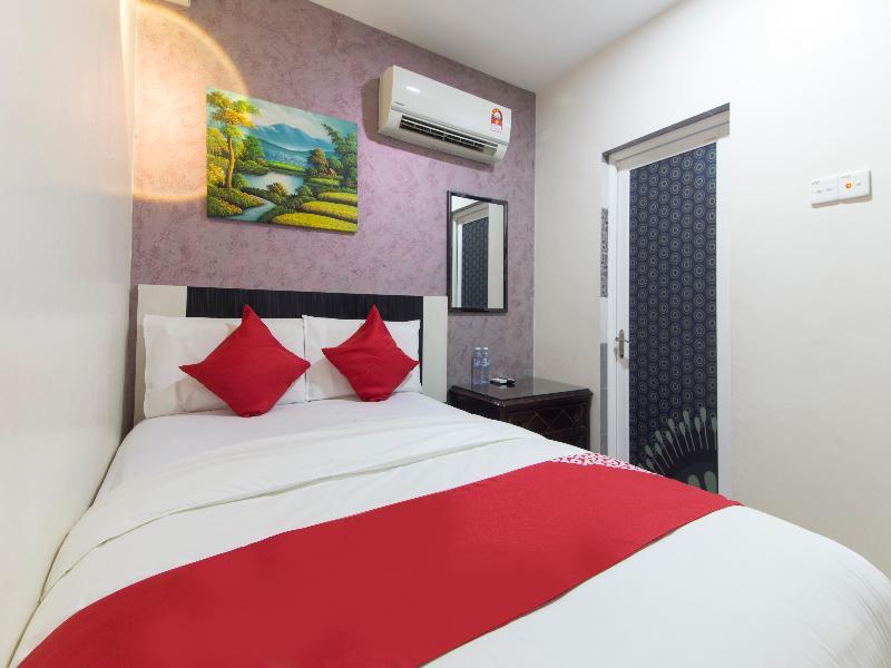 Hotel Sunsurya Кланг Екстер'єр фото